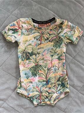Kip & Co Short Sleeve Palm-Print Baby Bodysuit in Multi Green